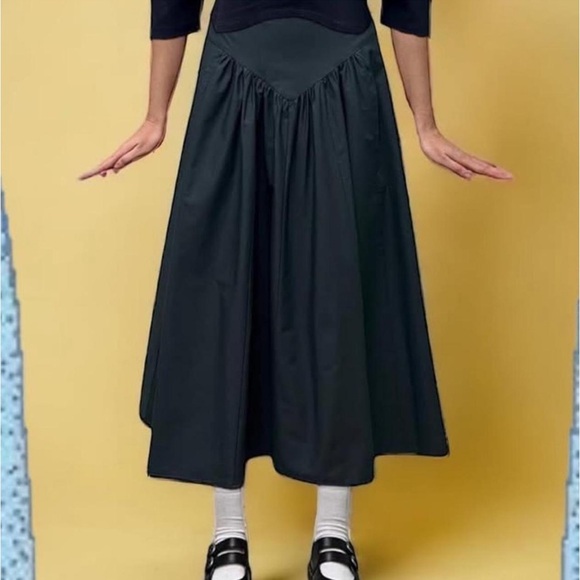 Lisa Says Gah | Skirts | Taylor Dorry Rio Skirt | Poshmark